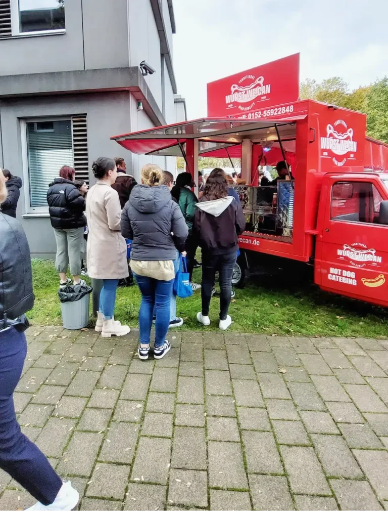 Foodtruck Piaggio Ape Mittagssnack